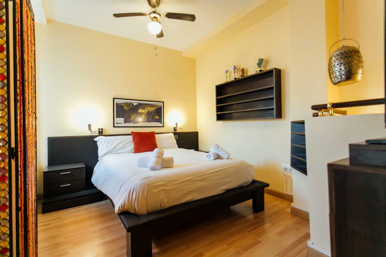 Bright Duplex W/ Terrace Apartment Seville Ngoại thất bức ảnh